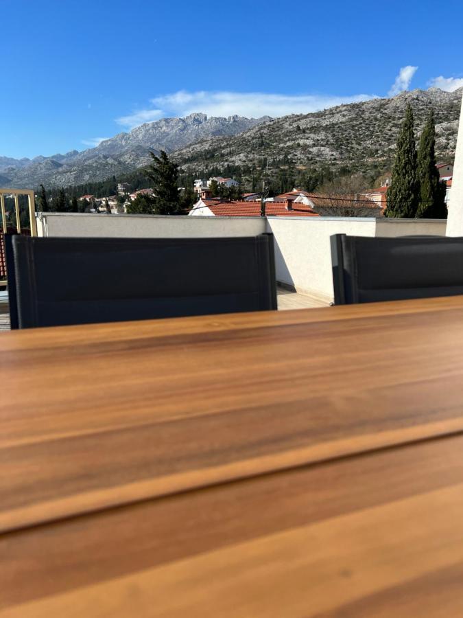 Sunset Huus Apartment Starigrad Paklenica Exterior photo