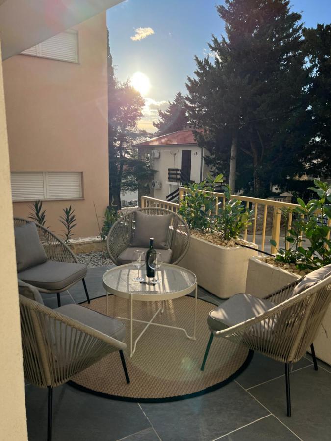Sunset Huus Apartment Starigrad Paklenica Exterior photo