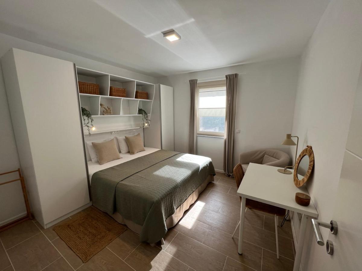 Sunset Huus Apartment Starigrad Paklenica Exterior photo